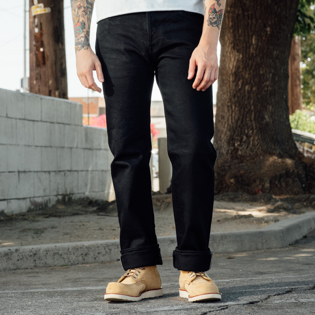 Iron Heart IH-666S-SBG 21oz Selvedge Denim Straight Cut Superblack Fades to Grey