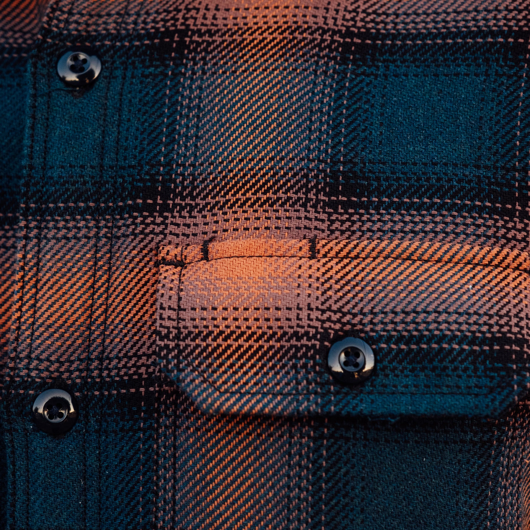 Rogue Territory Field Shirt Navy/ Blush Ombré Plaid