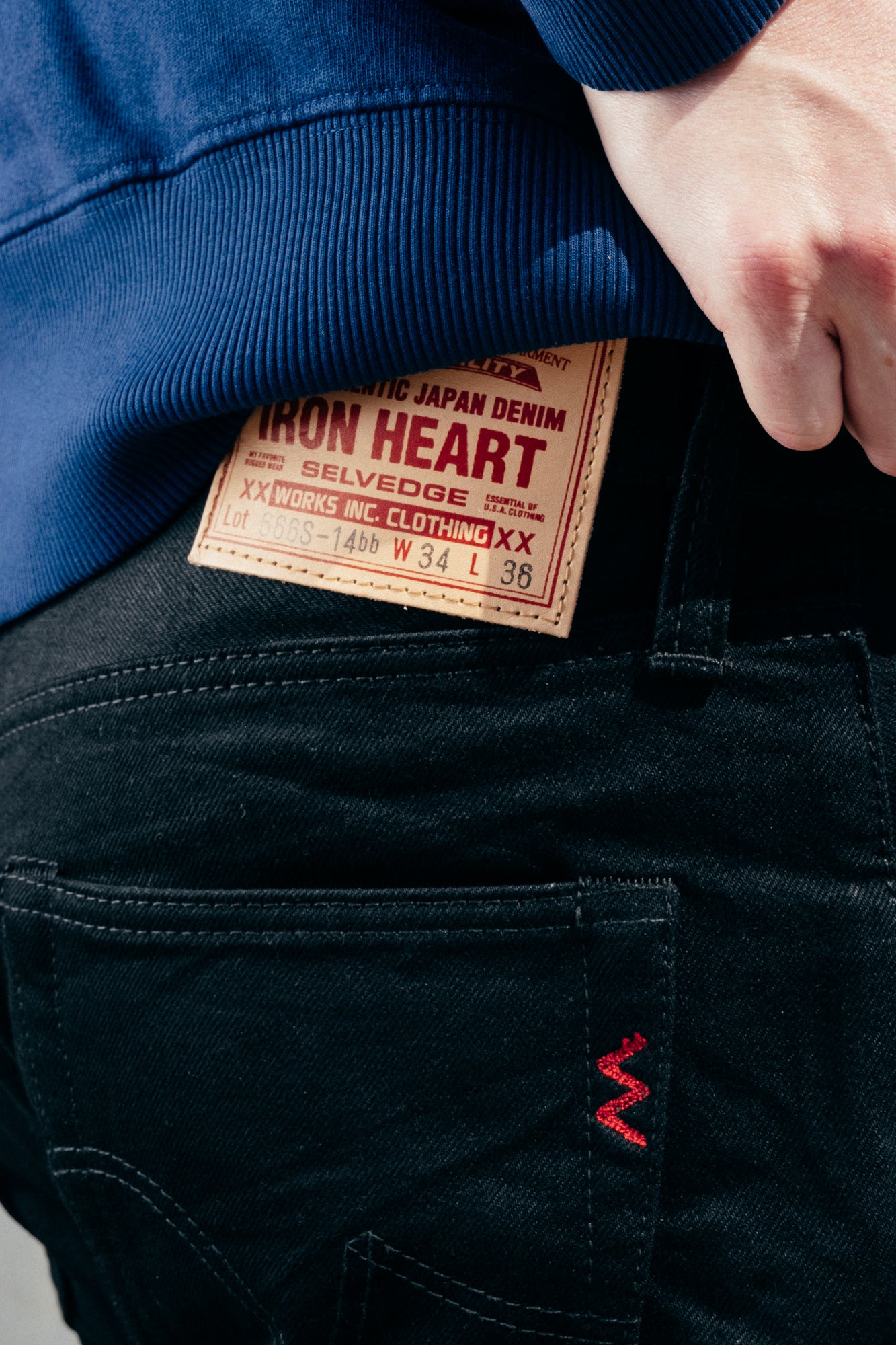 Iron Heart IH-666S-142bb 14oz Selvedge Denim Slim Straight Cut Jeans Black/ Black