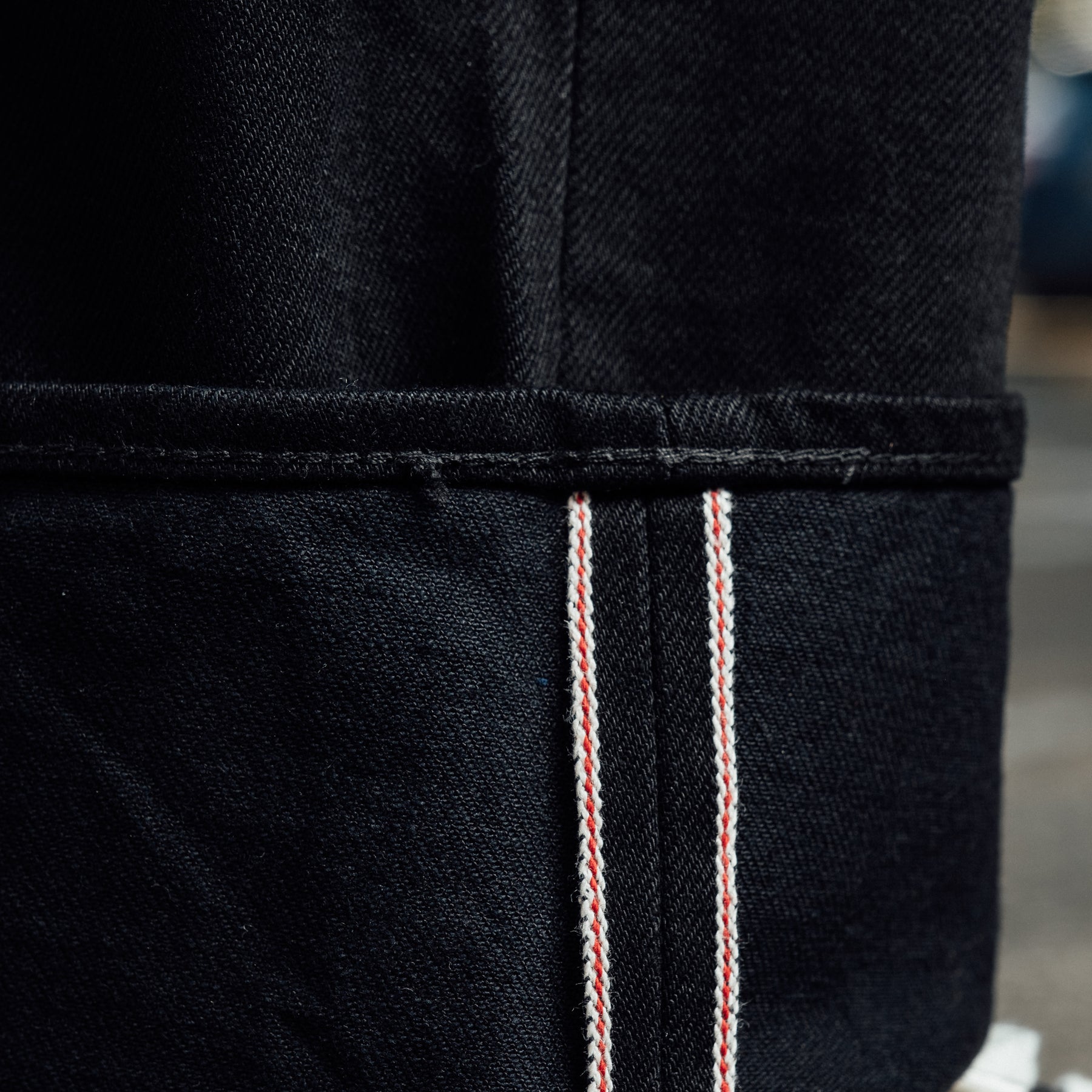 Iron Heart IH-888S-142bb 14oz Selvedge Denim Medium/ High Rise Tapered Cut Jeans Black/ Black