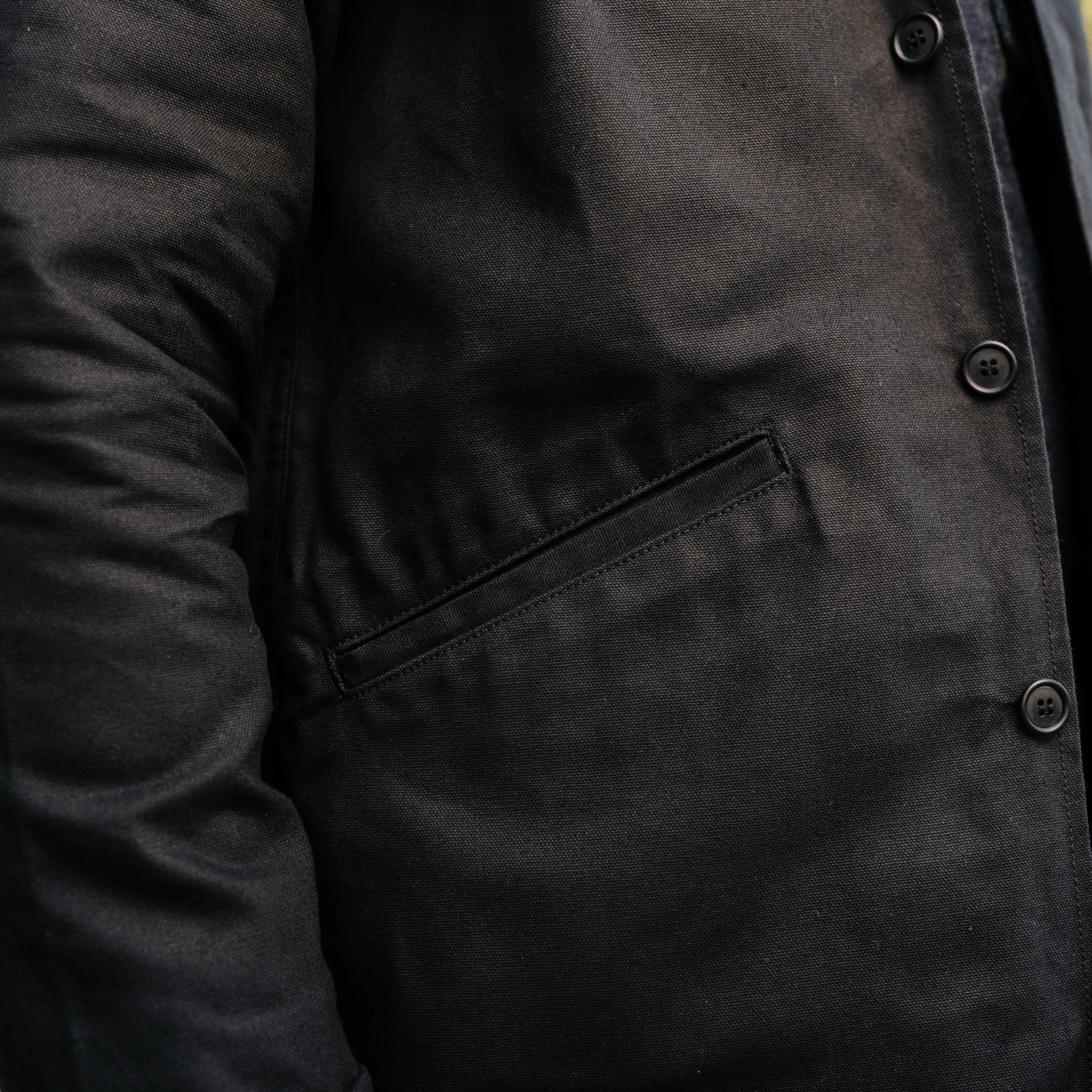 Rogue Territory Dry Wax Canvas Trench Coat Black