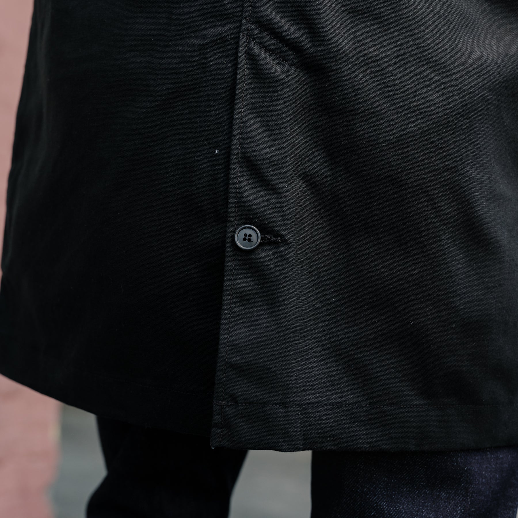 Rogue Territory Dry Wax Canvas Trench Coat Black