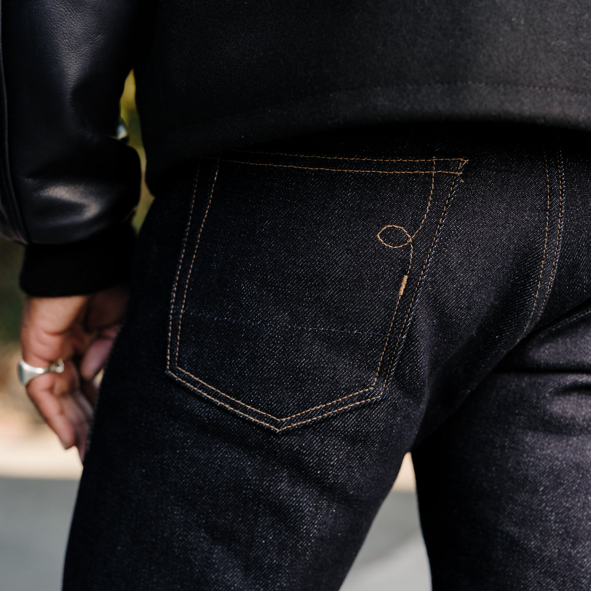 Rogue Territory 22oz Stanton Indigo