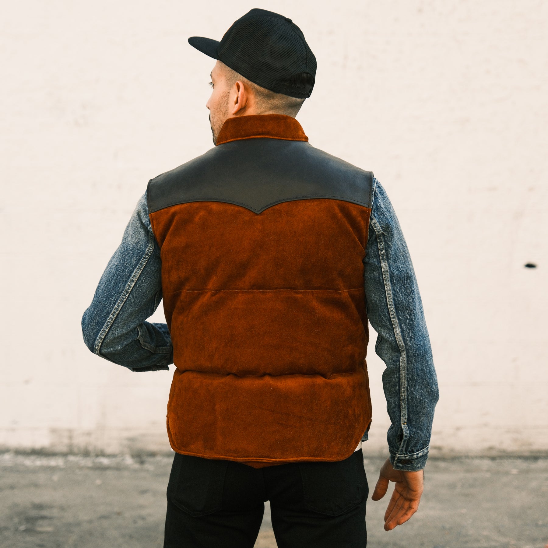 Double Helix Old Toy Vest Brown/ Brown