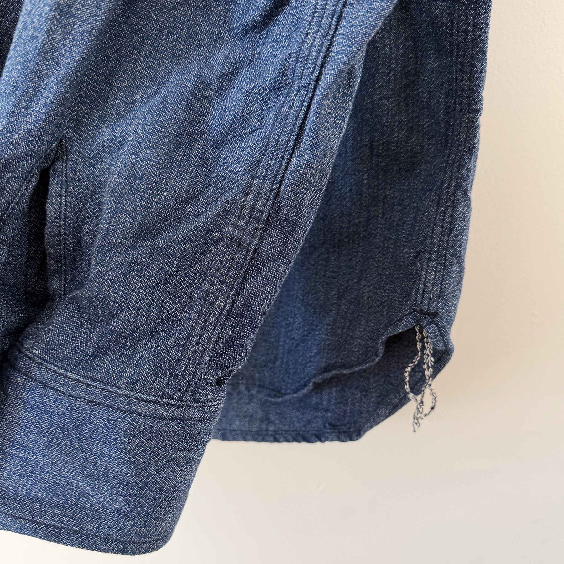 Rogue Territory 9oz Indigo Mock Twist Western Shirt Size M PRE-OWNED/ FINAL SALE