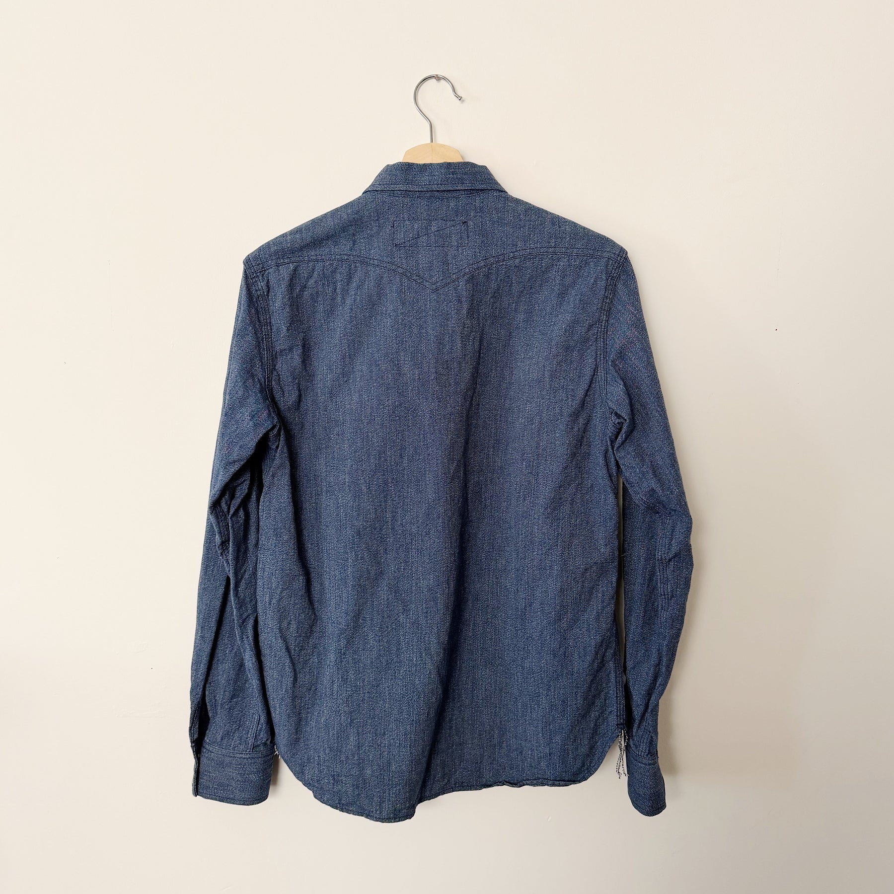 Rogue Territory 9oz Indigo Mock Twist Western Shirt Size M PRE-OWNED/ FINAL SALE