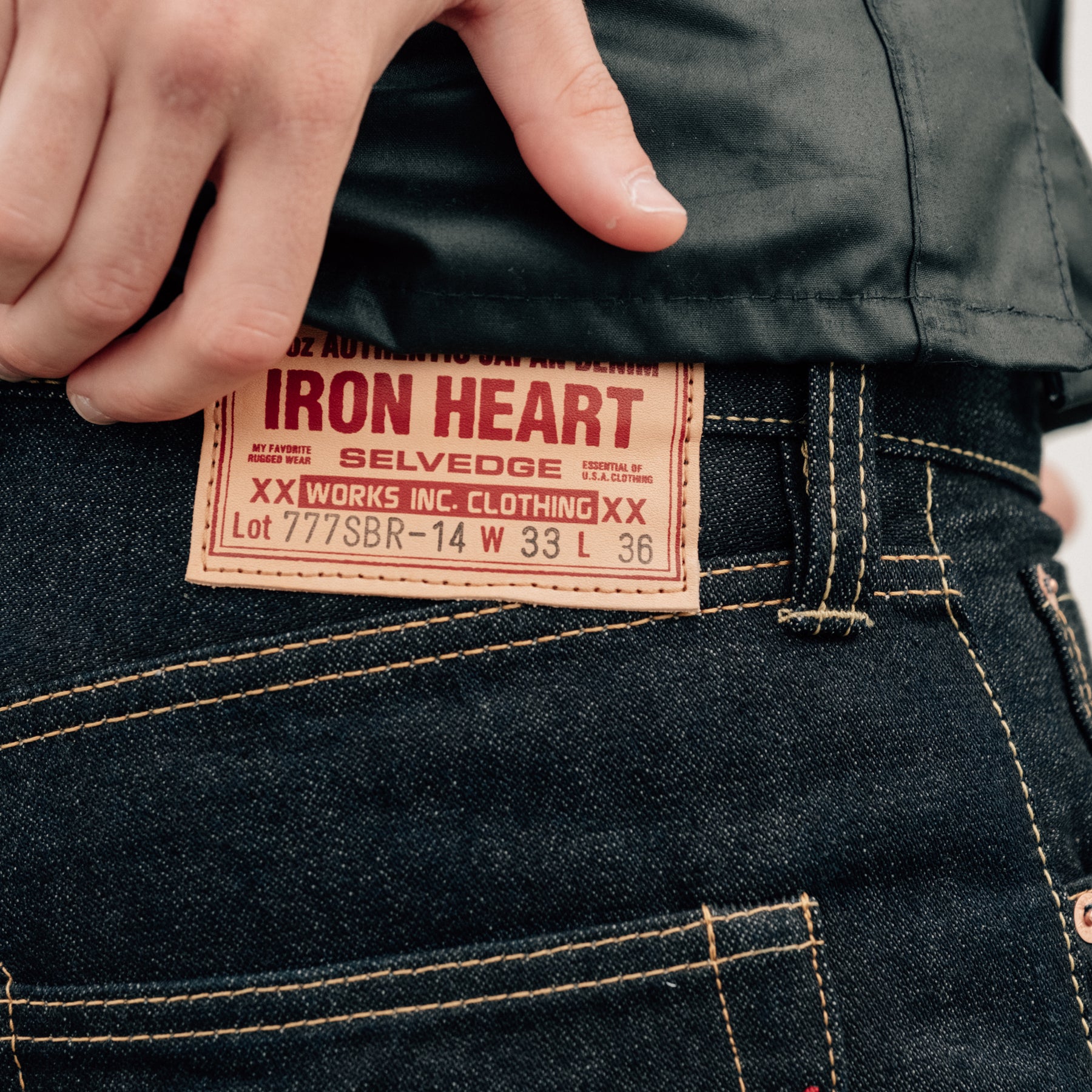 Iron Heart IH-777BR-14 14OZ Broken Twill Selvedge Denim Slim Tapered Jeans Indigo