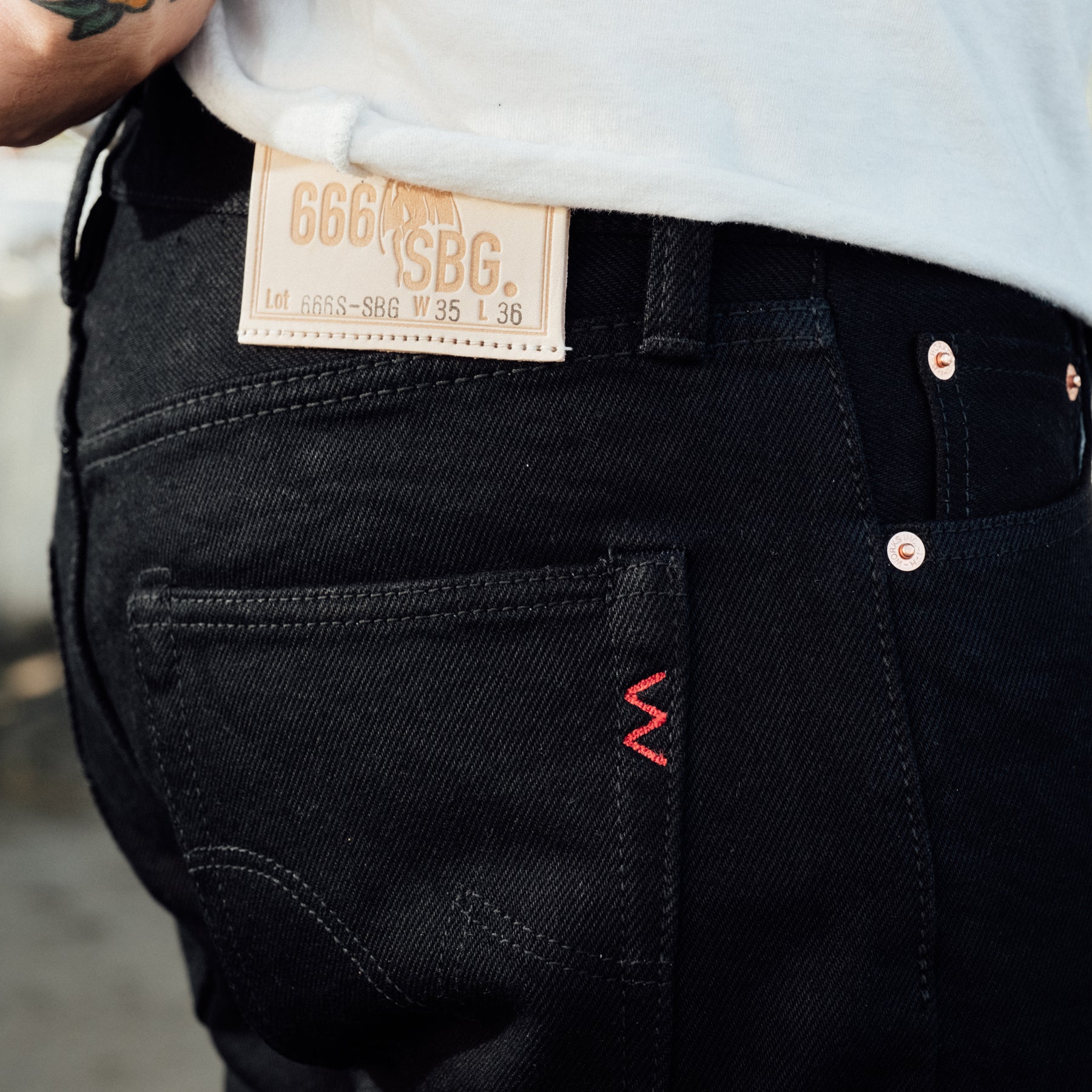 Iron Heart IH-666S-SBG 21oz Selvedge Denim Straight Cut Superblack Fades to Grey