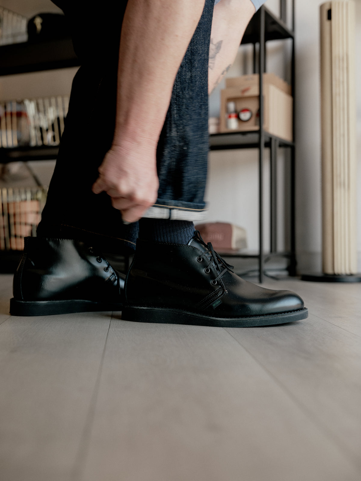 Red Wing Heritage 9196 Postman Chukka Black Chaparral