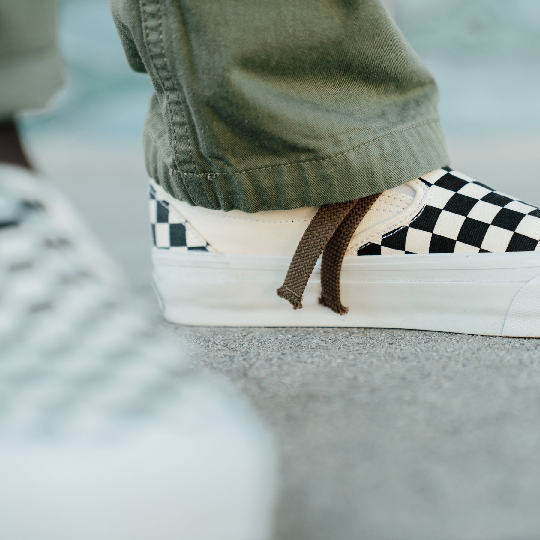 The Flat Head FN-PA-C016 Cargo Pants Olive