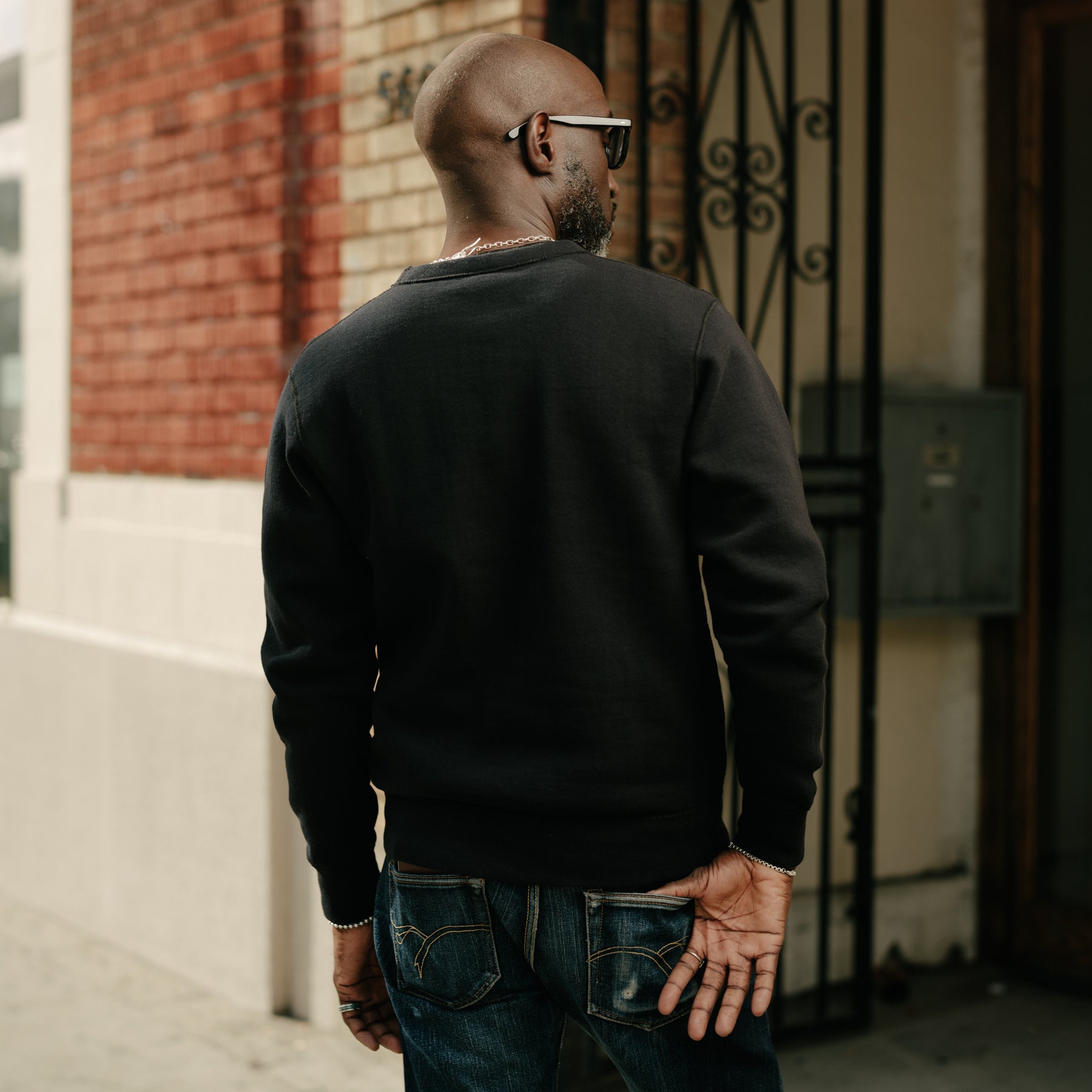 Flat Head FN-SWC-301 Loopwheel Crewneck Sweatshirt Black