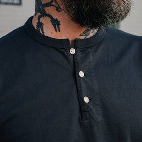 Full Count Flat Seam Heavyweight Short Sleeve Henley T-Shirt Ink Black