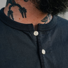 Full Count Flat Seam Heavyweight Short Sleeve Henley T-Shirt Ink Black
