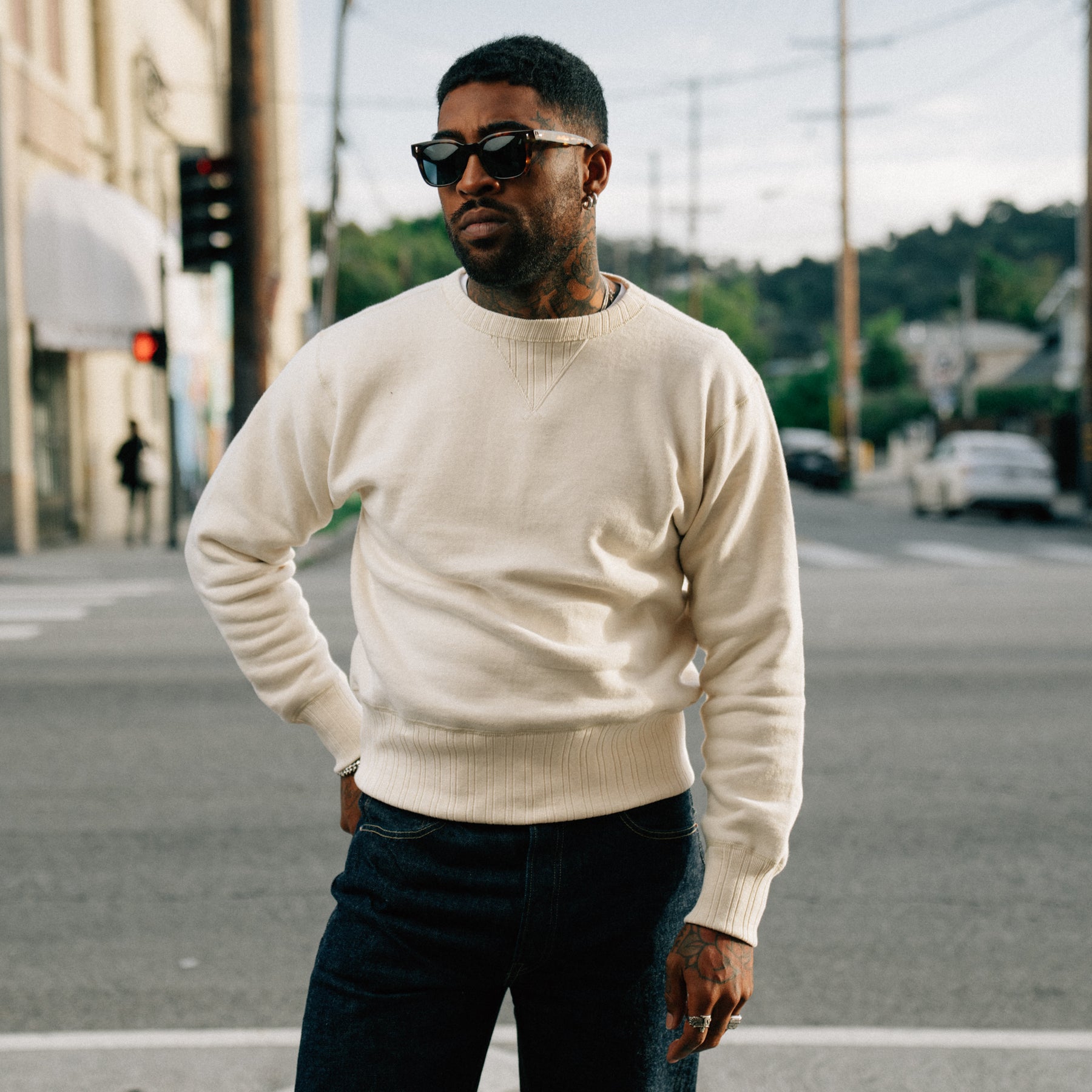 Full Count 3741-23 Double V Set in Sleeve Mother Cotton Ecru