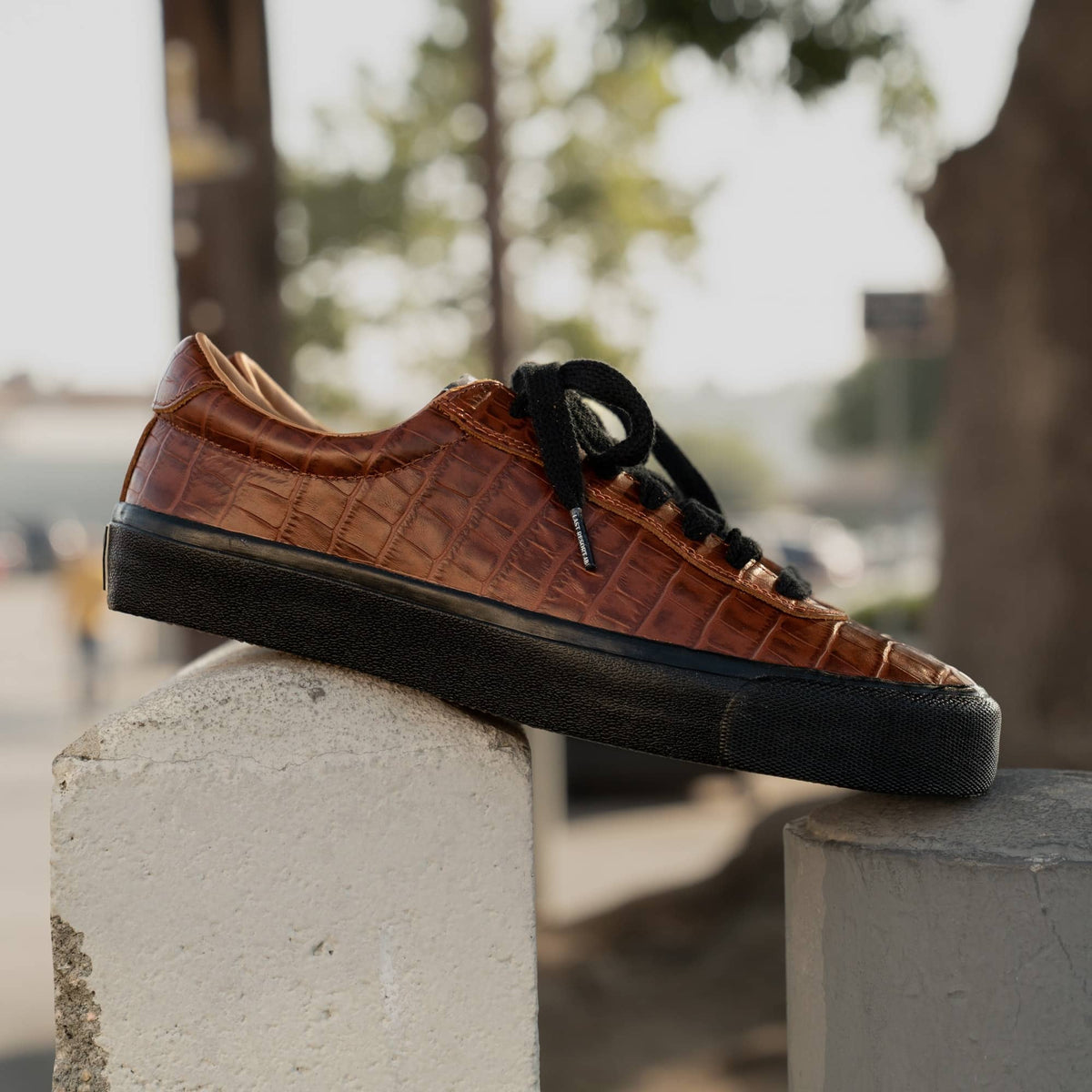 Last Resort VM001 Lo Croc Black/ Brown